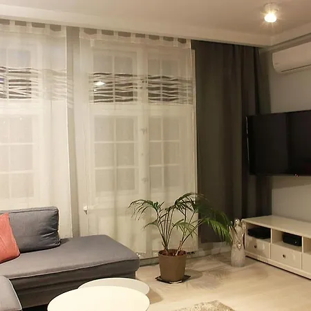 Daire Sopot, Big For 6!!! Air Condition, Jacuzzi Sopot