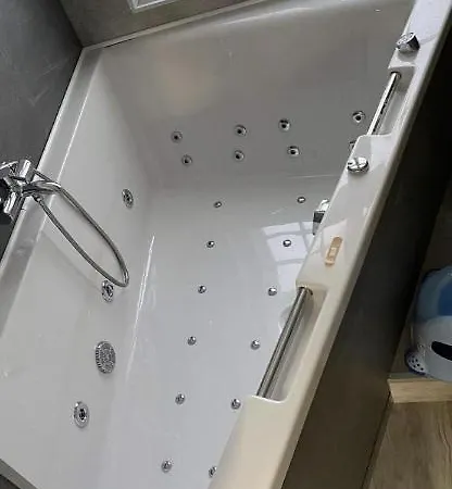 Apartament Sopot, Big For 6!!! Air Condition, Jacuzzi *