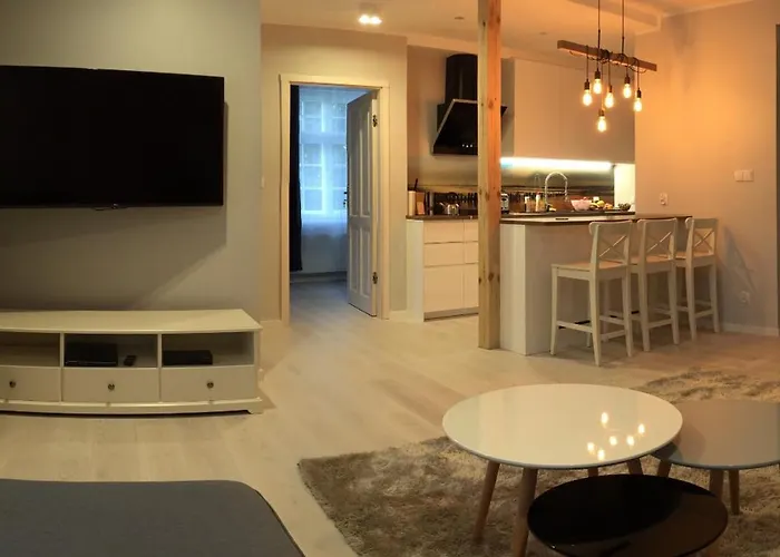 Sopot, Big For 6!!! Air Condition, Jacuzzi *