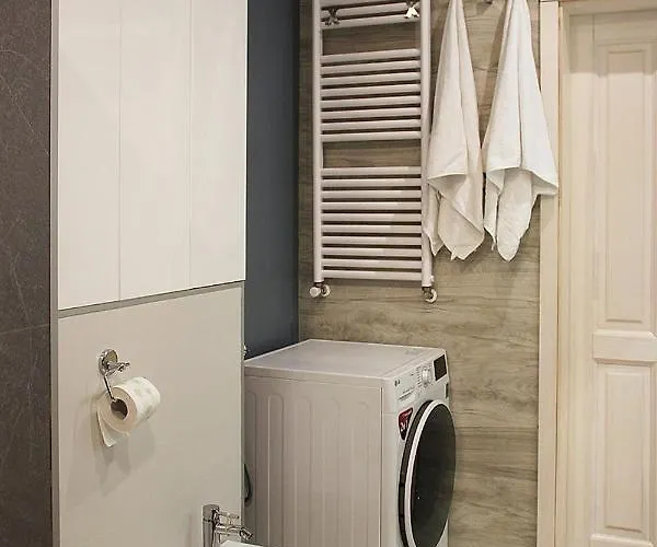 Sopot, Big For 6!!! Air Condition, Jacuzzi 索波特